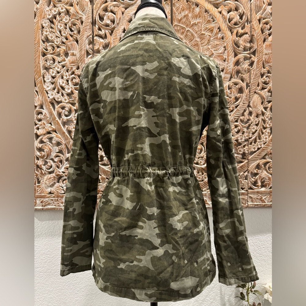 Arizona Jean Company Camo Button Down Utility Jacket- size S - Picture 2 of 9